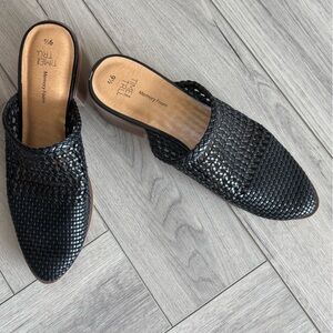 Time and tru laced top shoe